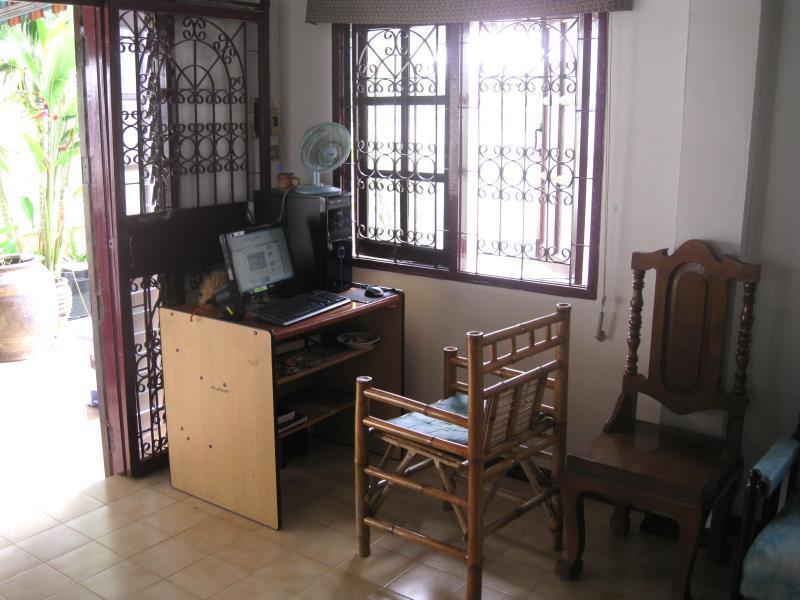 Sri Krung Guest House Аюттхая Екстер'єр фото