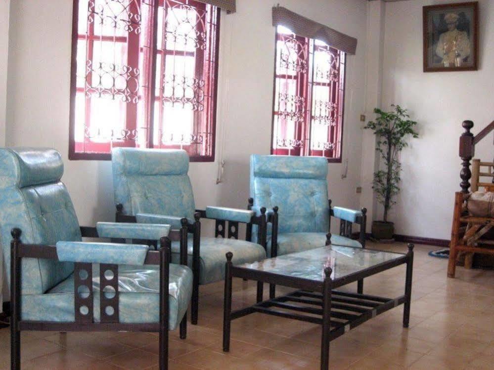 Sri Krung Guest House Аюттхая Екстер'єр фото