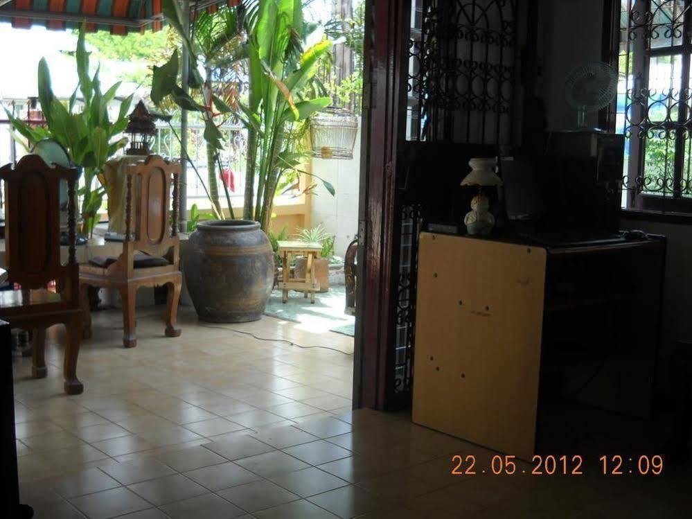Sri Krung Guest House Аюттхая Екстер'єр фото